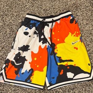 Mens Medium Nike Dri-Fit DNA Paint Splattered shorts.